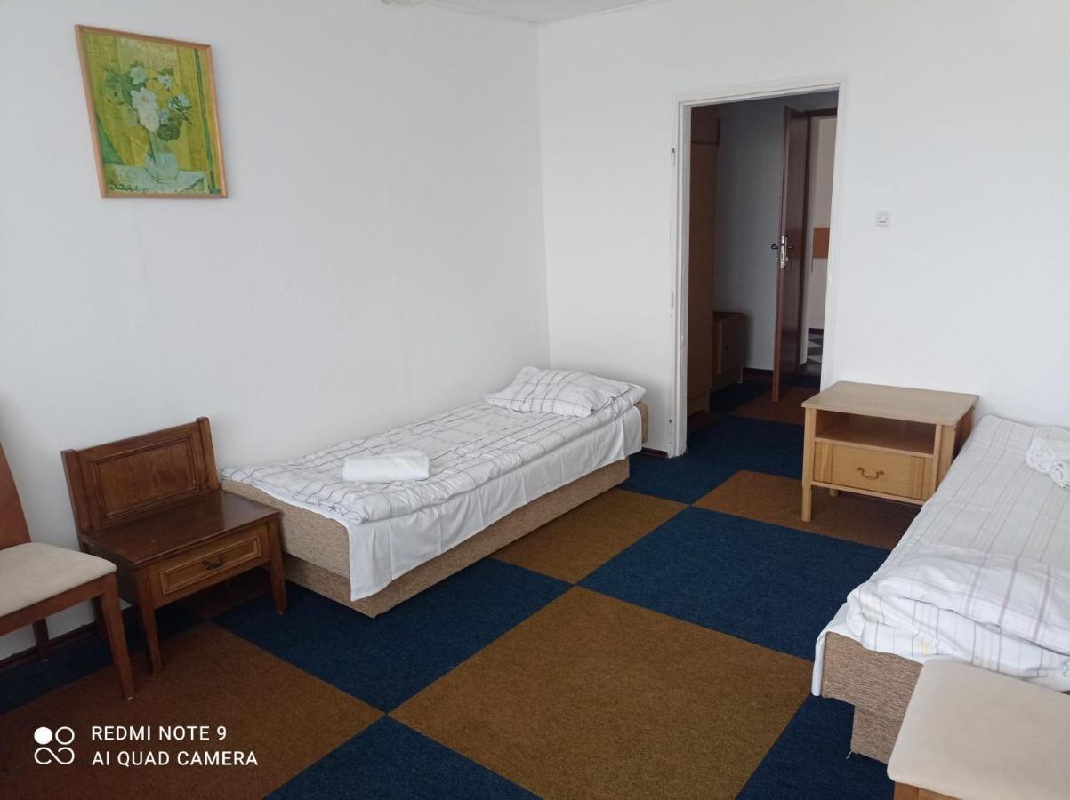Krysztalowa Przystan Mrzeżyno Esterno foto